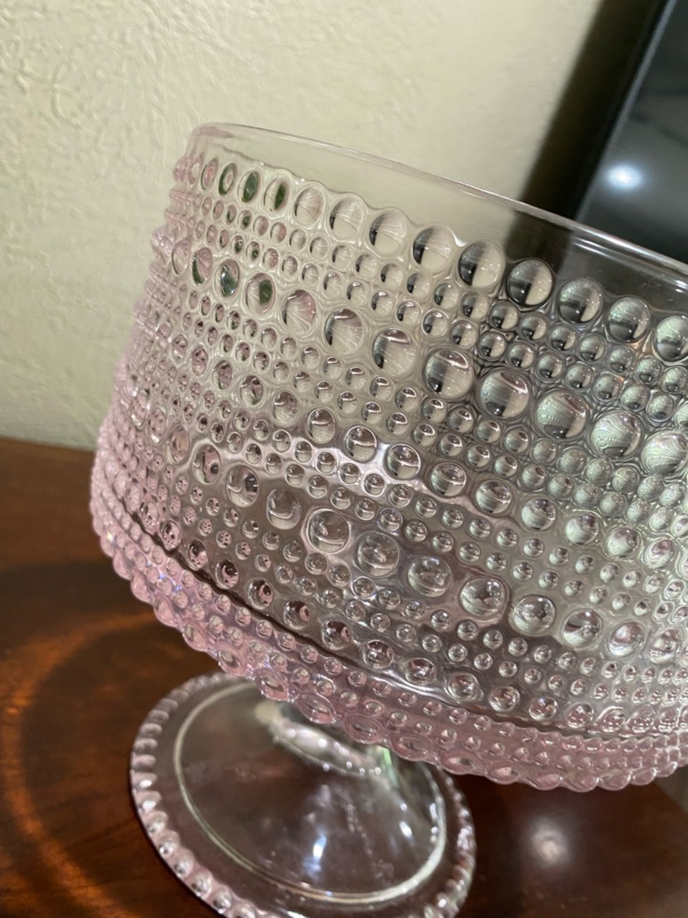 Pink Beaded Glass Pedestal Trifle Bowl - Picture 3 of 7